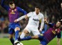 Real Madrid's Portuguese forward Cristia Cristiano Ronaldo marcato da Mascherano e Piqué (Getty Images)