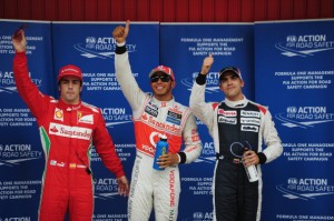 (L to R) Ferrari's Spanish driver Fernan